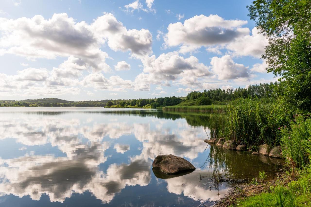 Appartmenthaus Panoramic Маленте Екстериор снимка