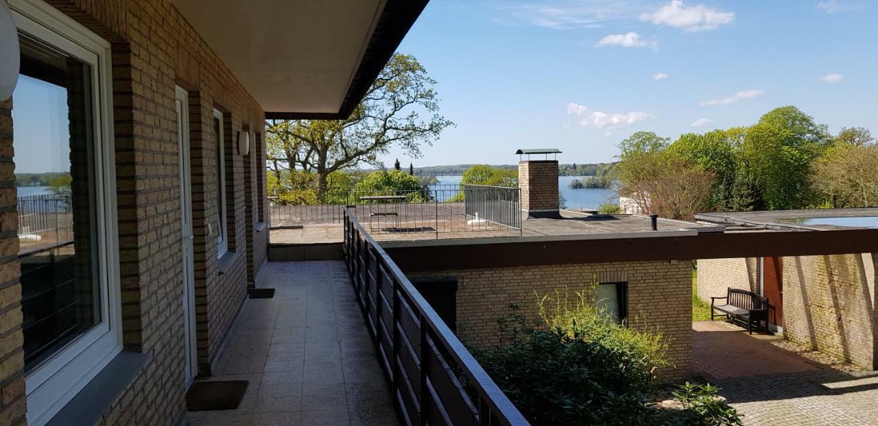 Appartmenthaus Panoramic Маленте Екстериор снимка